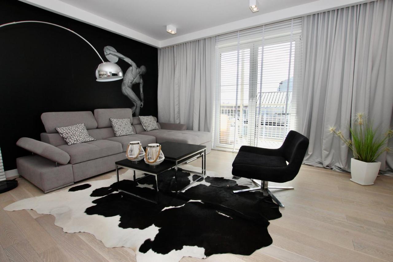 Apartamenty Bursztynowe Komnaty دارووفكو المظهر الخارجي الصورة