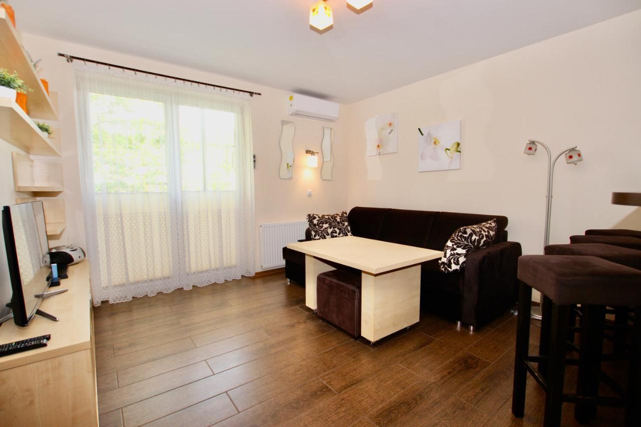 Apartamenty Bursztynowe Komnaty دارووفكو المظهر الخارجي الصورة